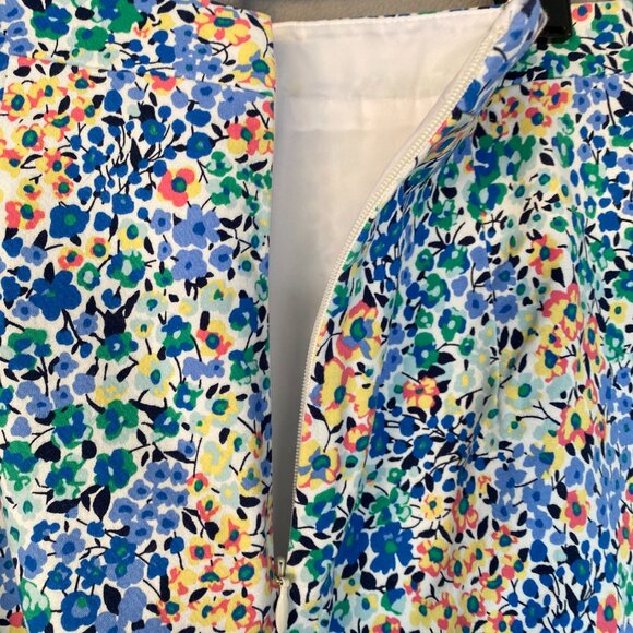 J.Crew Multicolor Floral Pencil Skirt | Size 00 | Vibrant Spring Print | Lined - Picture 5 of 6